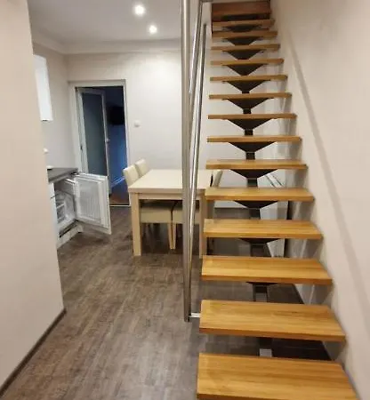 Azra Apartment