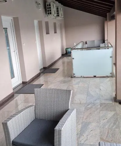 Azra Apartament Harkány